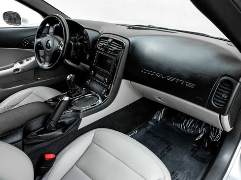 Used 2012 Chevrolet Corvette Grand Sport w/ 3LT Preferred Equipment Group RWD image 15