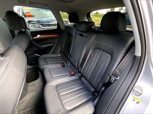 Used 2022 Audi Q5 2.0T Premium Plus image 24