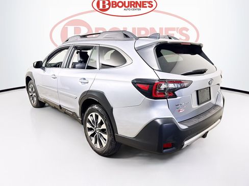 Used 2024 Subaru Outback Limited XT AWD/4WD image 10