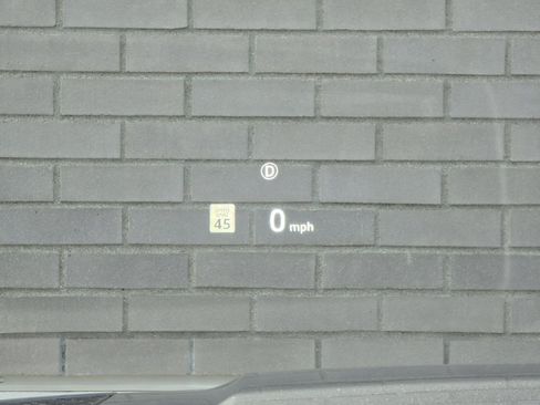 Used 2023 Land Rover Defender 130 S image 26