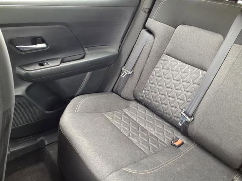 Used 2025 Nissan Kicks SV image 21