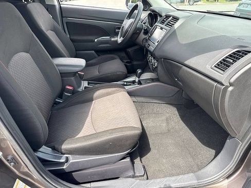 Used 2019 Mitsubishi Outlander Sport LE FWD image 22