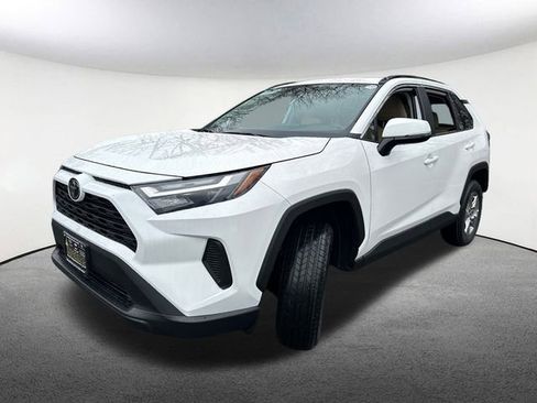 New 2025 Toyota RAV4 XLE image 6