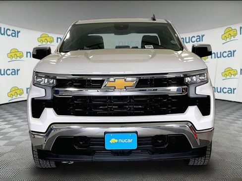 Used 2023 Chevrolet Silverado 1500 LT AWD/4WD image 2
