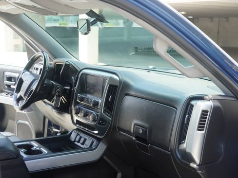 Used 2015 Chevrolet Silverado 1500 LTZ Z71 image 36