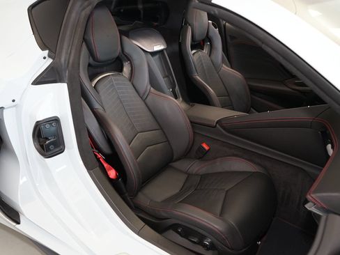 Used 2024 Chevrolet Corvette Z06 w/ Stealth Interior Trim Package RWD image 10
