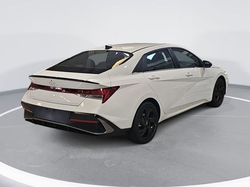 New 2026 Hyundai Elantra SEL Sport image 7