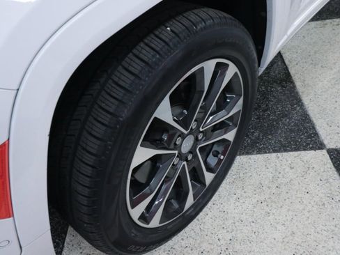 Used 2021 Jeep Grand Cherokee L Overland w/ Advanced Protech Group III RWD image 36