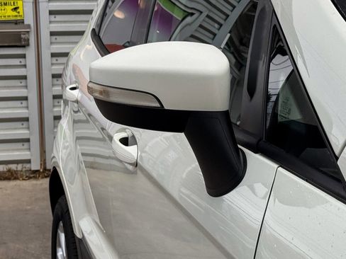 Used 2019 Ford EcoSport SE image 33