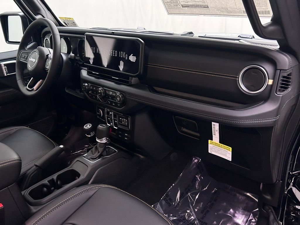 New 2026 Jeep Gladiator Mojave AWD/4WD image 18