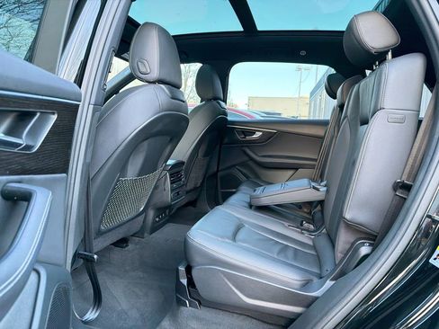 Used 2025 Audi Q7 3.0T Premium Plus image 20