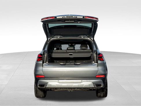 Used 2026 BMW X5 xDrive40i image 11