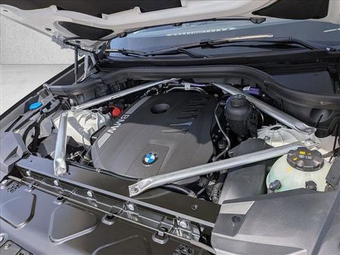 New 2026 BMW X5 xDrive40i AWD/4WD image 17