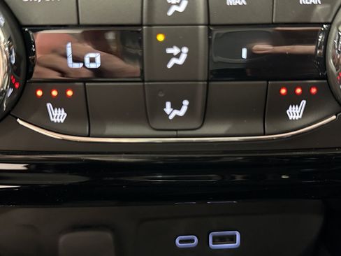 New 2026 Chevrolet Trax ACTIV FWD image 17