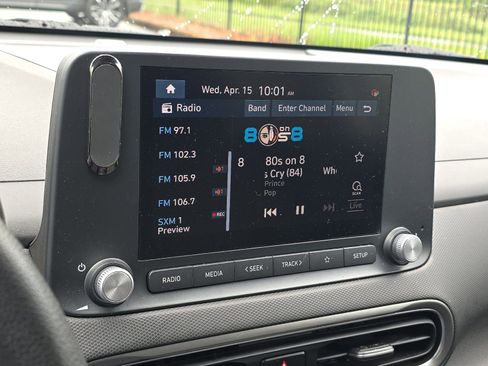 Used 2022 Hyundai Kona SEL image 17