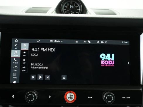 New 2026 Porsche Macan Turbo image 18