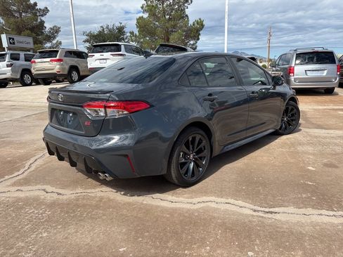 Used 2024 Toyota Corolla SE image 5