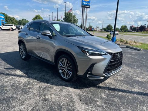 Used 2022 Lexus NX 350h AWD image 2