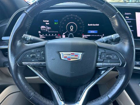 Used 2023 Cadillac Escalade ESV Premium Luxury RWD image 28