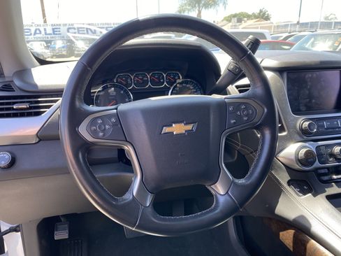 Used 2018 Chevrolet Tahoe LT RWD image 25