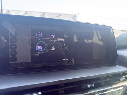 Used 2025 Kia Telluride LX image 19