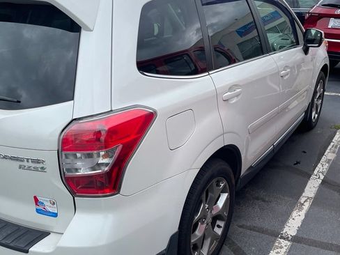 Used 2016 Subaru Forester 2.5i Touring w/ Eyesight & Navigation System AWD/4WD image 4