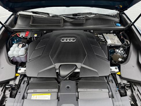 Used 2019 Audi Q8 Prestige w/ Luxury Package image 20