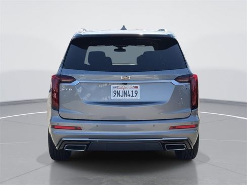 Used 2025 Cadillac XT6 Luxury image 4