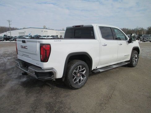 New 2026 GMC Sierra 1500 SLT w/ SLT Premium Plus Package AWD/4WD image 5