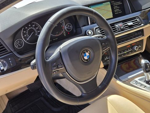 Used 2015 BMW 528i Sedan RWD image 16