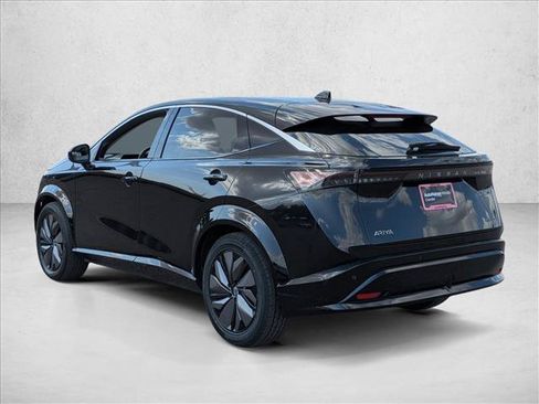 Used 2023 Nissan Ariya FWD image 8