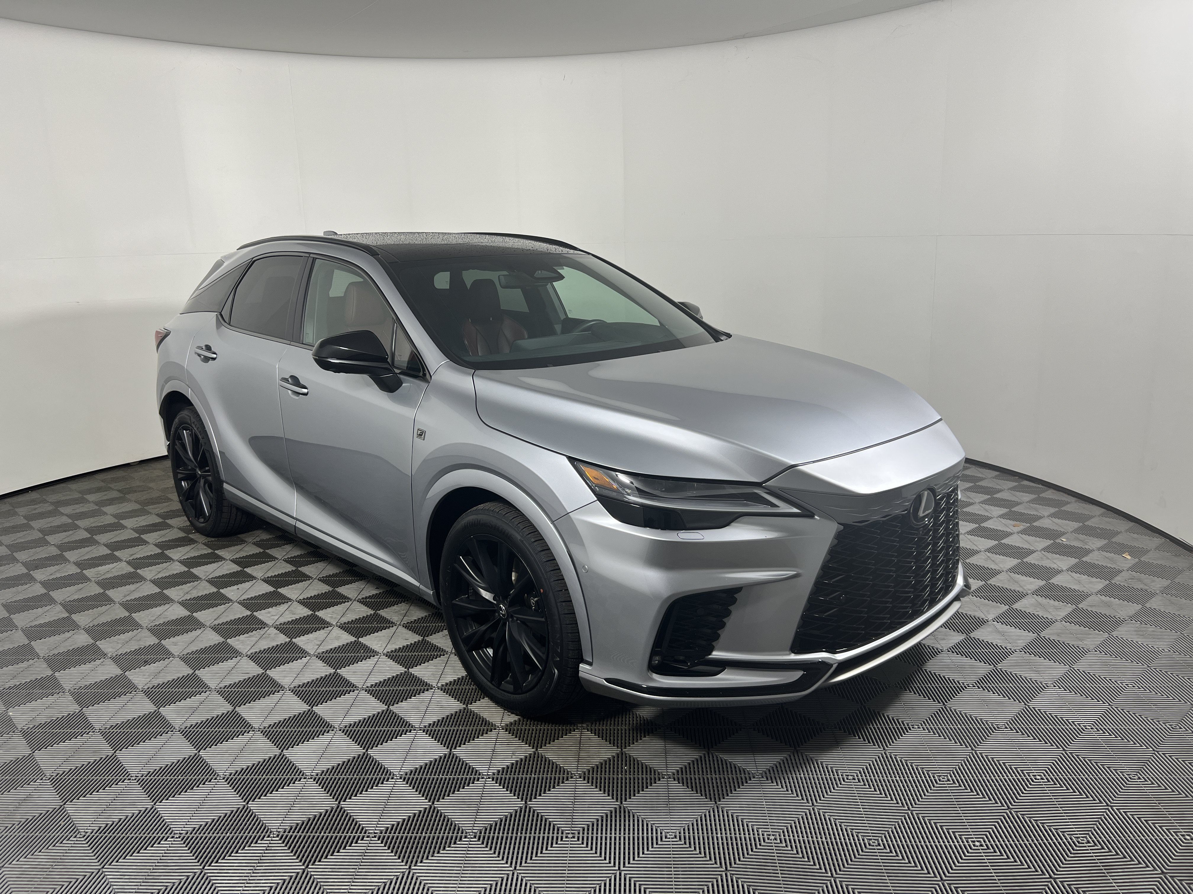 Used 2024 Lexus RX 500h F Sport w/ Convenience Package AWD/4WD image 1