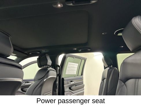 New 2026 Jeep Grand Wagoneer Summit image 27