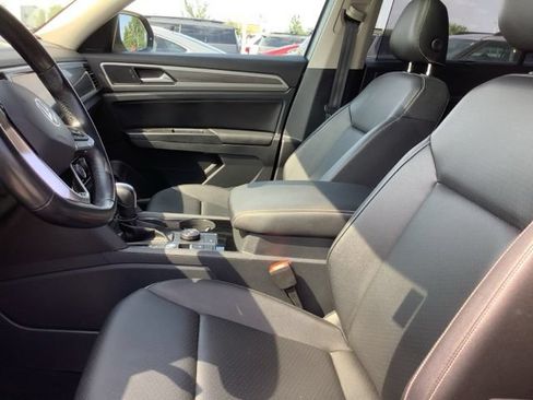Used 2021 Volkswagen Atlas SEL AWD/4WD image 18
