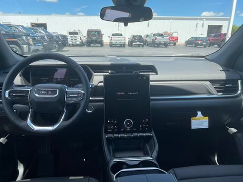 New 2027 GMC Terrain Elevation w/ Elevation Premium Package AWD/4WD image 13