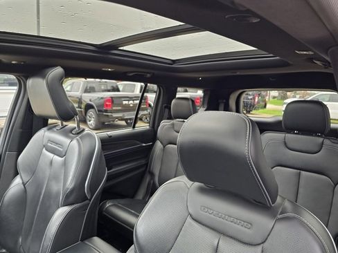 Used 2021 Jeep Grand Cherokee L Overland w/ Luxury Tech Group IV image 27