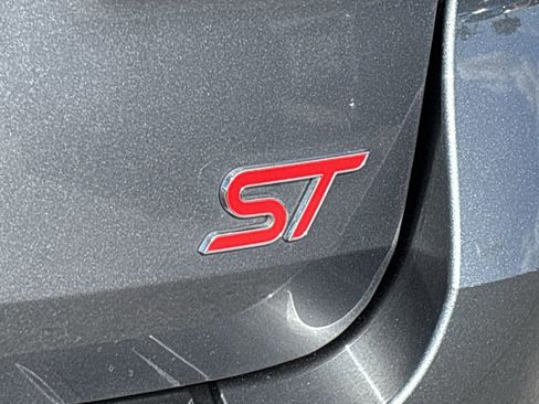 Used 2023 Ford Explorer ST w/ Equipment Group 401A image 10