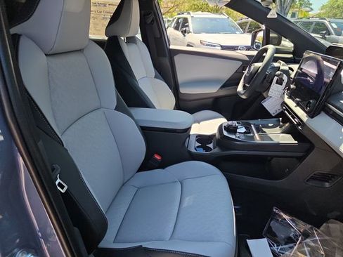 New 2026 Subaru Solterra AWD/4WD image 24