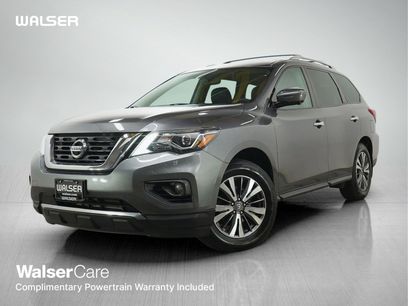 Used 2017 Nissan Pathfinder SL w/ SL Premium Package