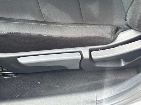 Used 2025 Nissan Sentra S FWD image 21