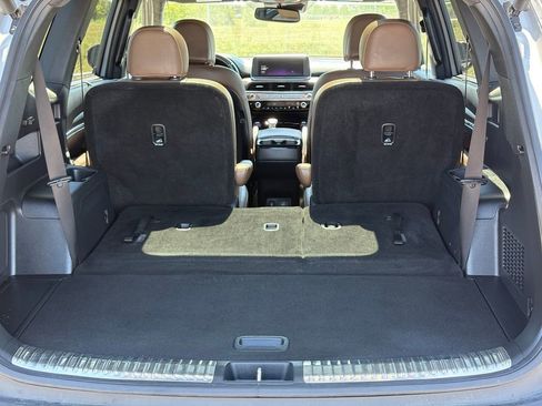 Used 2022 Kia Telluride SX w/ SX Prestige Package image 18