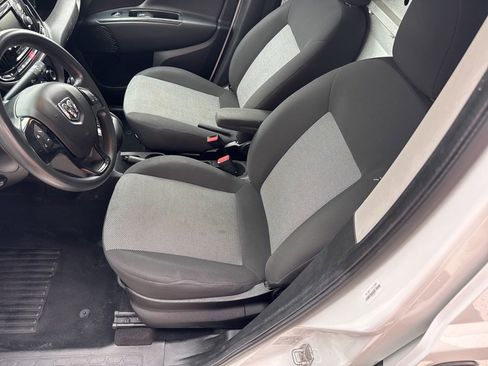 Used 2019 RAM ProMaster City Tradesman image 18