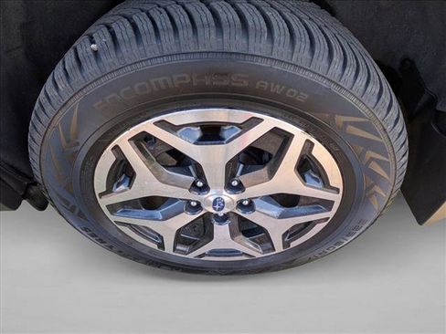 Used 2019 Subaru Forester Premium AWD/4WD image 9