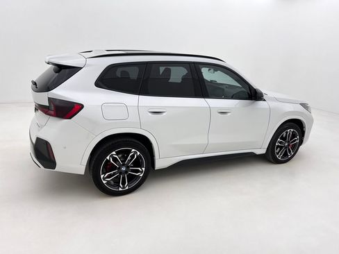 Certified 2025 BMW X1 xDrive28i w/ Premium Package image 6