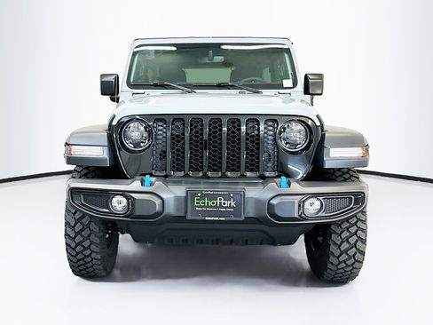 Used 2023 Jeep Wrangler Unlimited AWD/4WD image 2