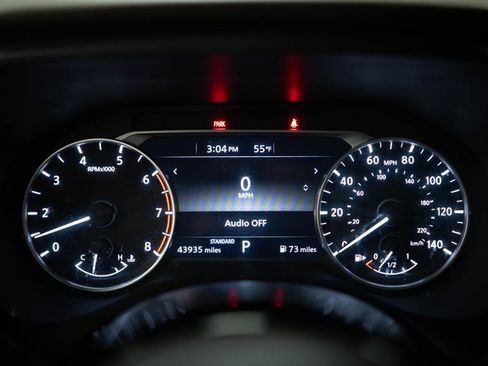 Used 2022 Nissan Rogue SV FWD image 19
