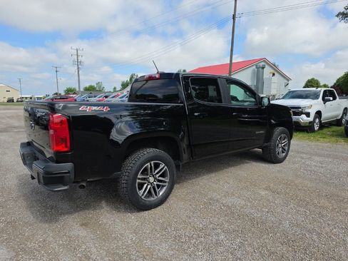 Certified 2019 Chevrolet Colorado W/T w/ Custom Special Edition AWD/4WD image 4