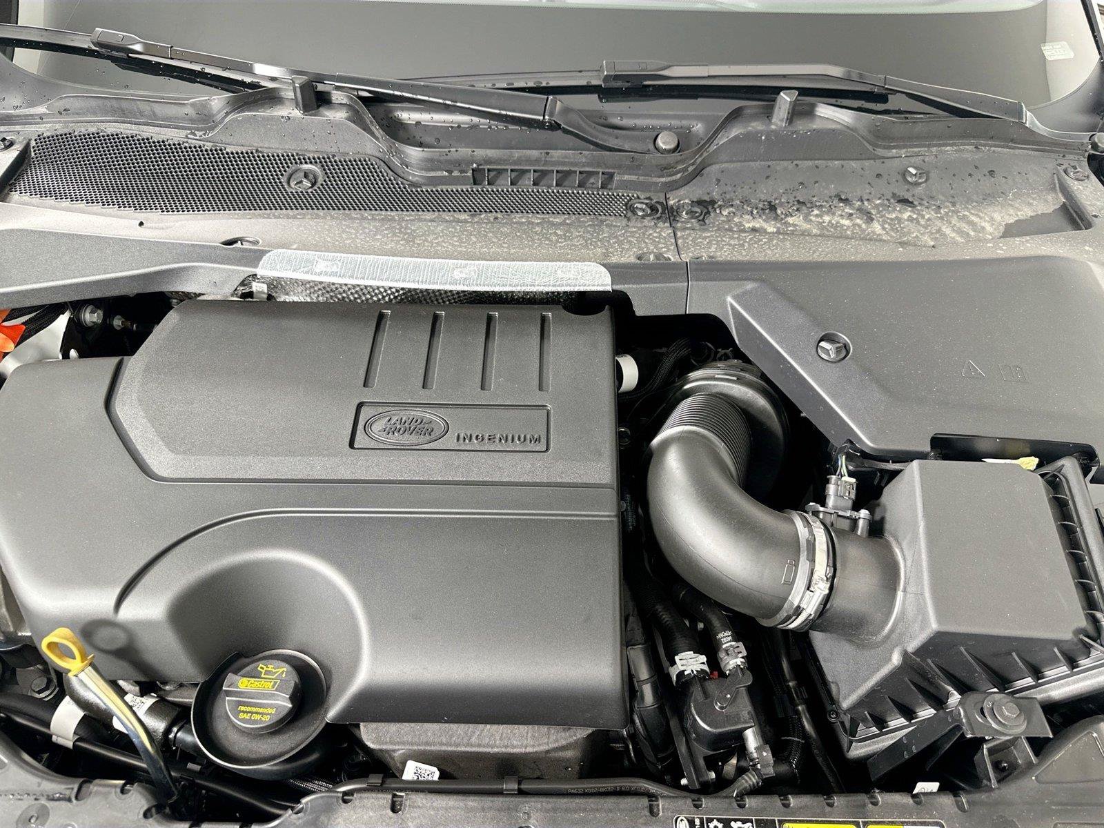 Certified 2026 Land Rover Range Rover Evoque Dynamic SE AWD/4WD image 30