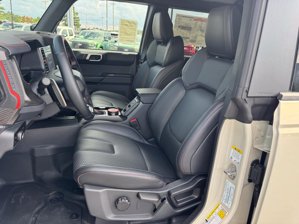 Used 2025 Ford Bronco Raptor AWD/4WD image 19