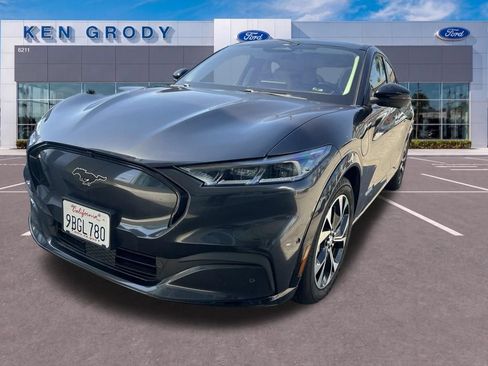 Used 2022 Ford Mustang Mach-E Premium RWD image 7